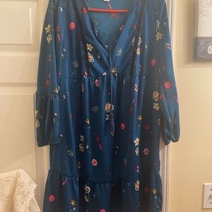Old Navy Blue Floral Dress sz Medium wow 🤩 look 👀